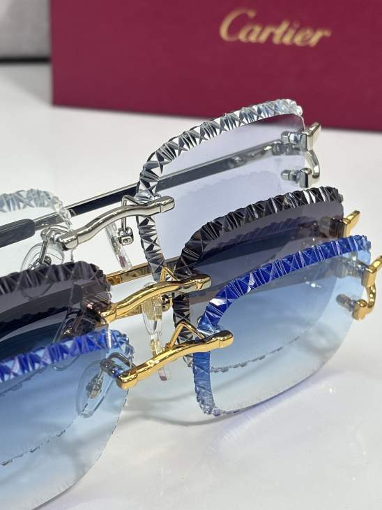 Picture of Cartier Sunglasses _SKUfw79759730fw
